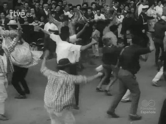 Revista Imágenes - ALEGRE SAN FERMIN