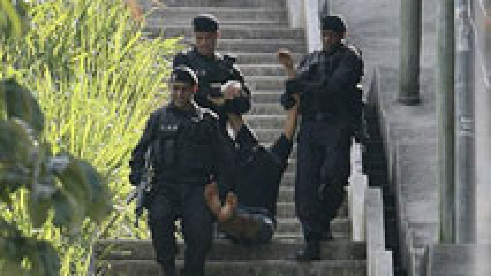 Telediario 1: La policía brasileña mata a seis personas al día | RTVE Play