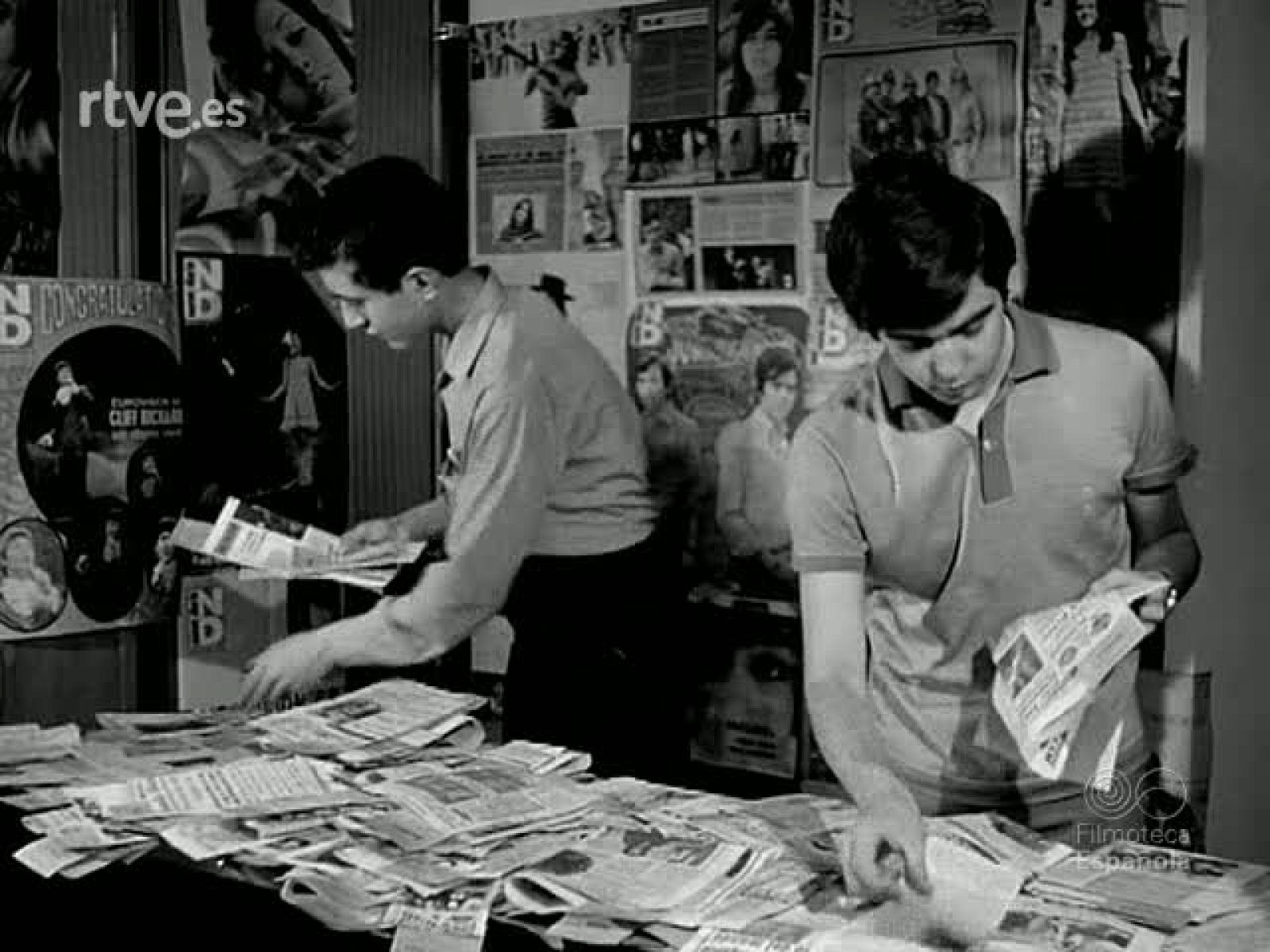 GIRANDO CON LOS DISCOS - Revista Imágenes | Ver