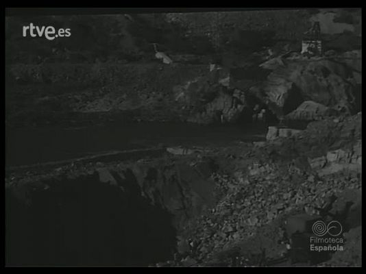 Revista Imágenes - UNA CENTRAL HIDROELECTRICA