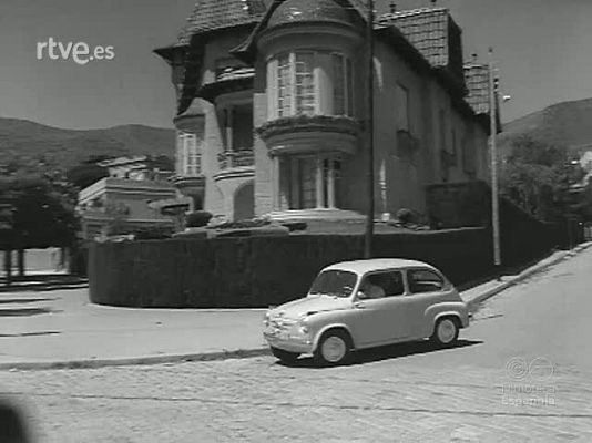 Revista Imágenes - UN COCHE UTILITARIO