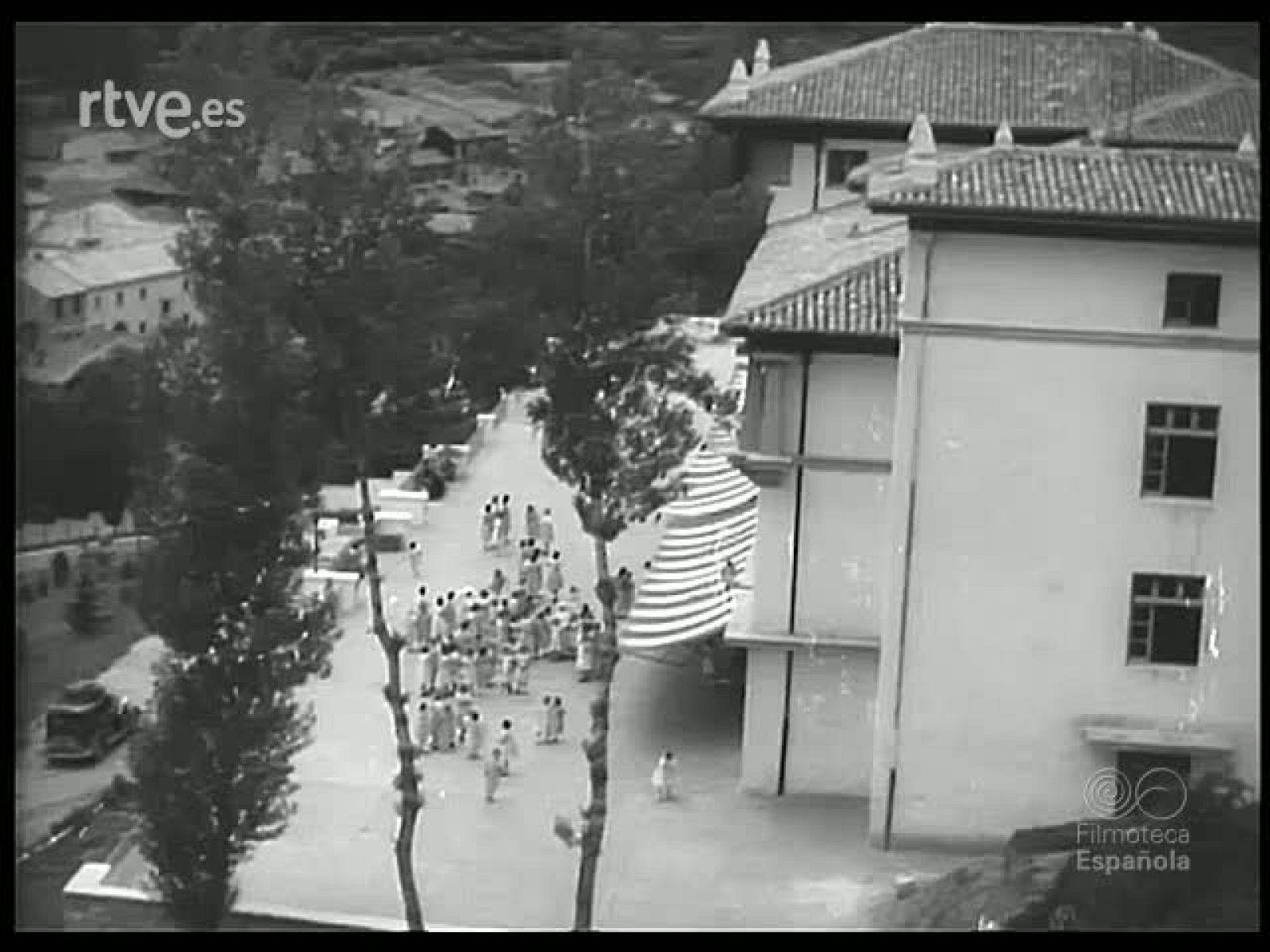 GRACIA Y DESTREZA DE LA INFANCIA - Revista Imágenes | Ver