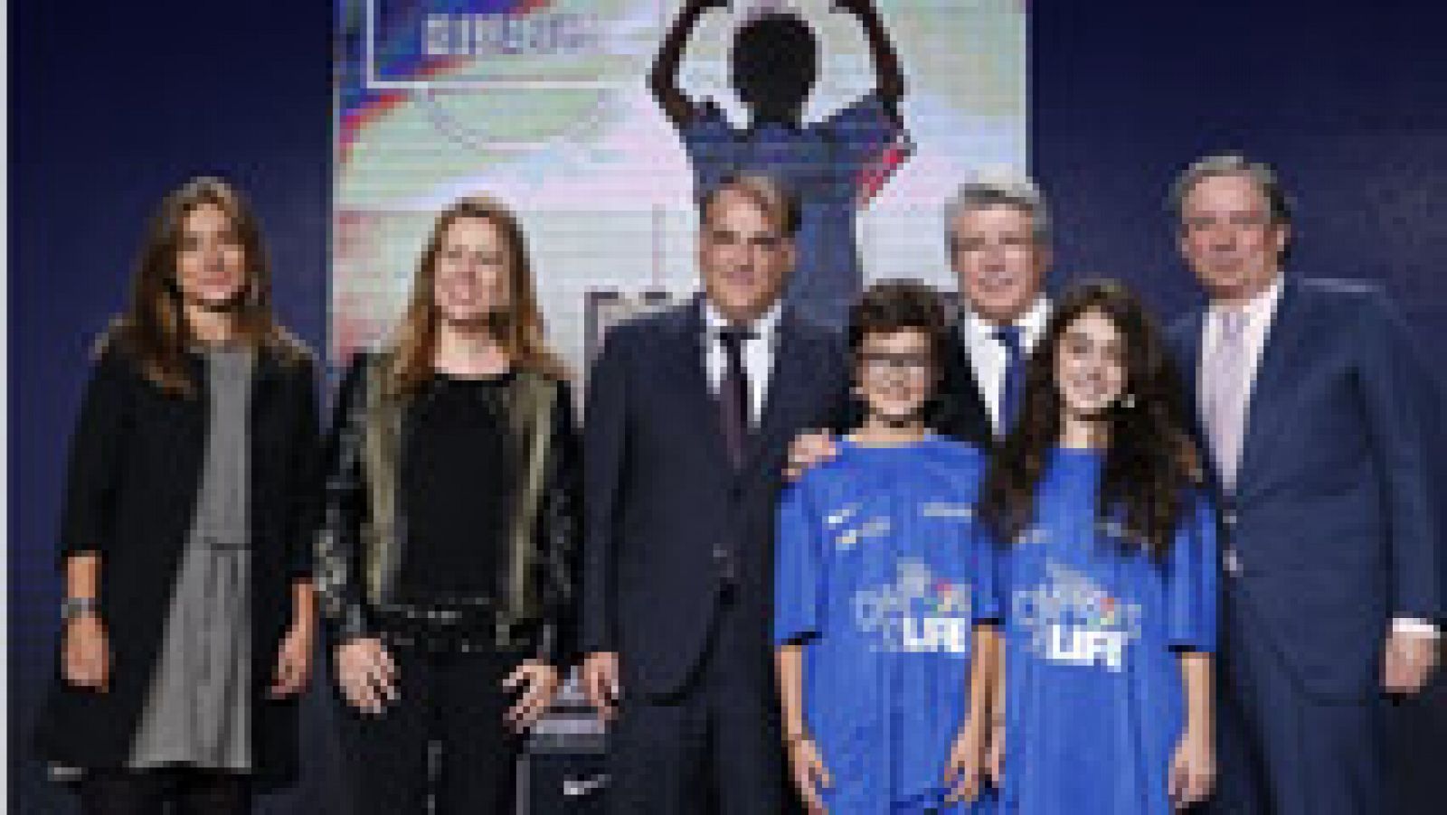 Telediario 1: Presentado la nueva edición de 'Champions for life' | RTVE Play