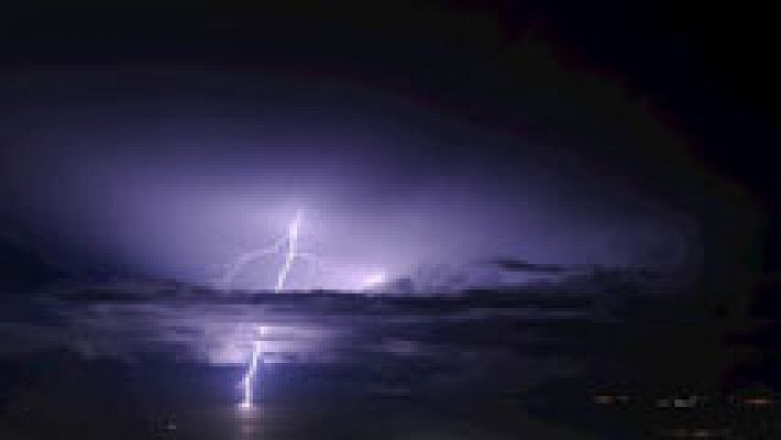 El tiempo - Precipitaciones localmente fuertes en el suroeste