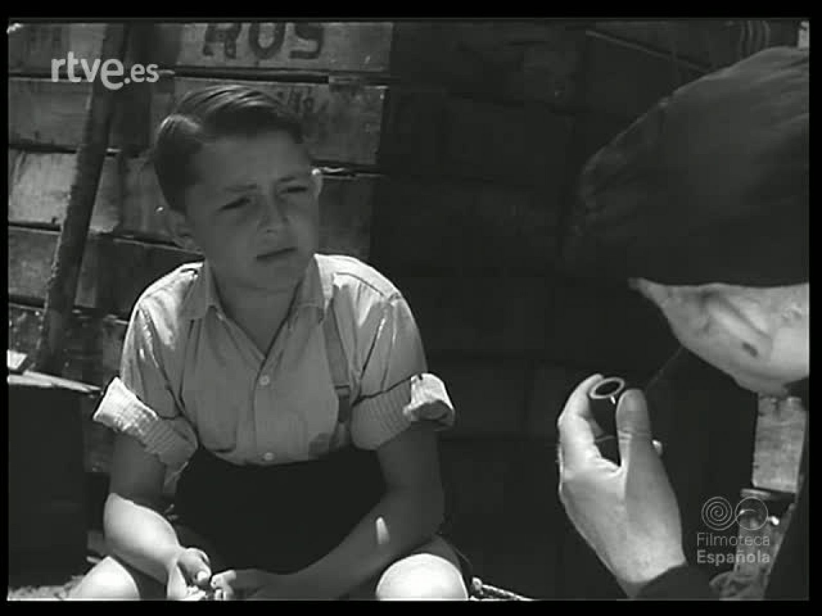 EL ENCANTO DE SITGES - Revista Imágenes | Ver