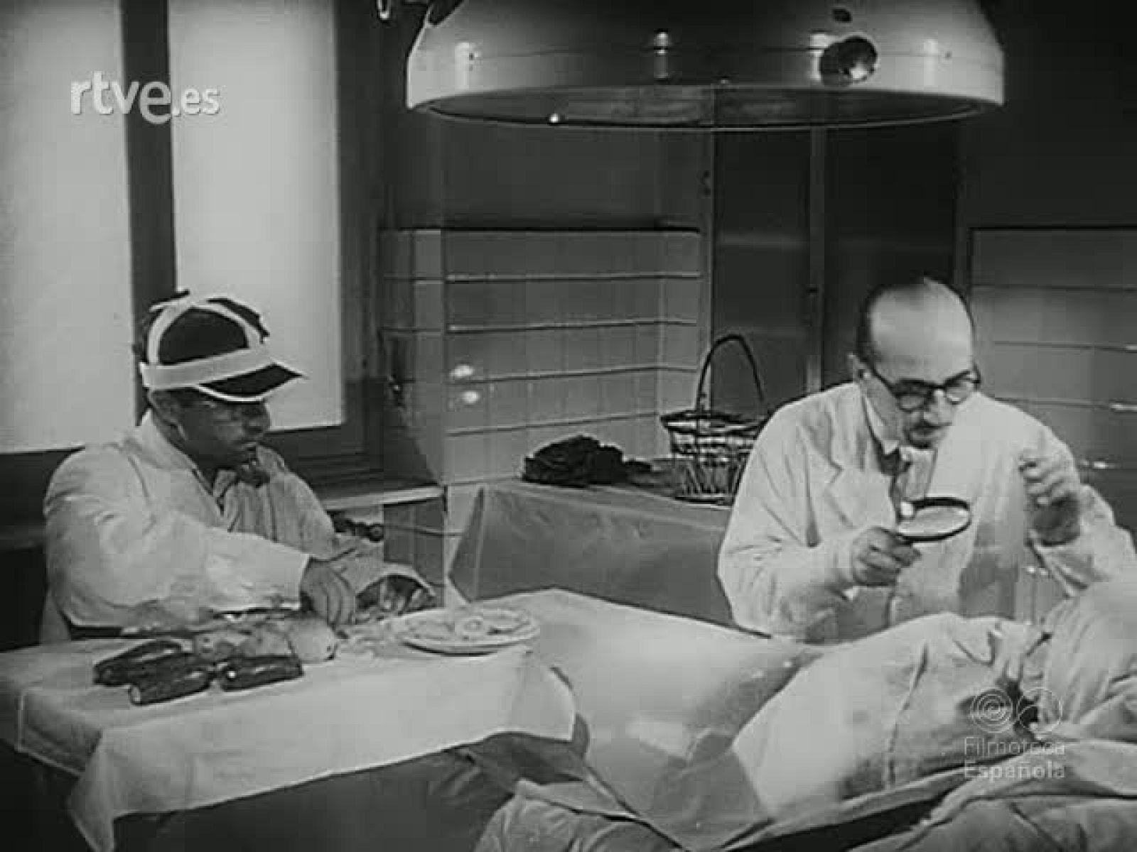 CAPRICHOS DE LA MODA - Revista Imágenes | Ver