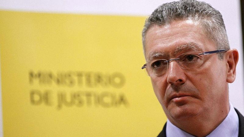 A Gallardón le dan "asco" los motivos por los que se retiró la reforma de la ley del aborto