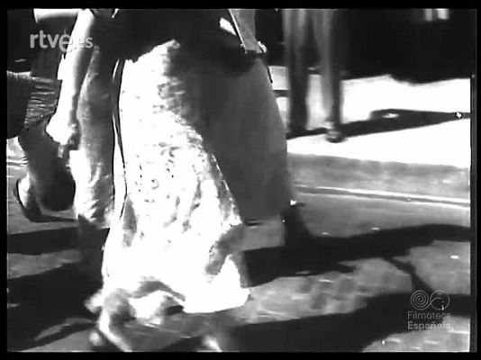 Revista Imágenes - ELEGANCIA FEMENINA