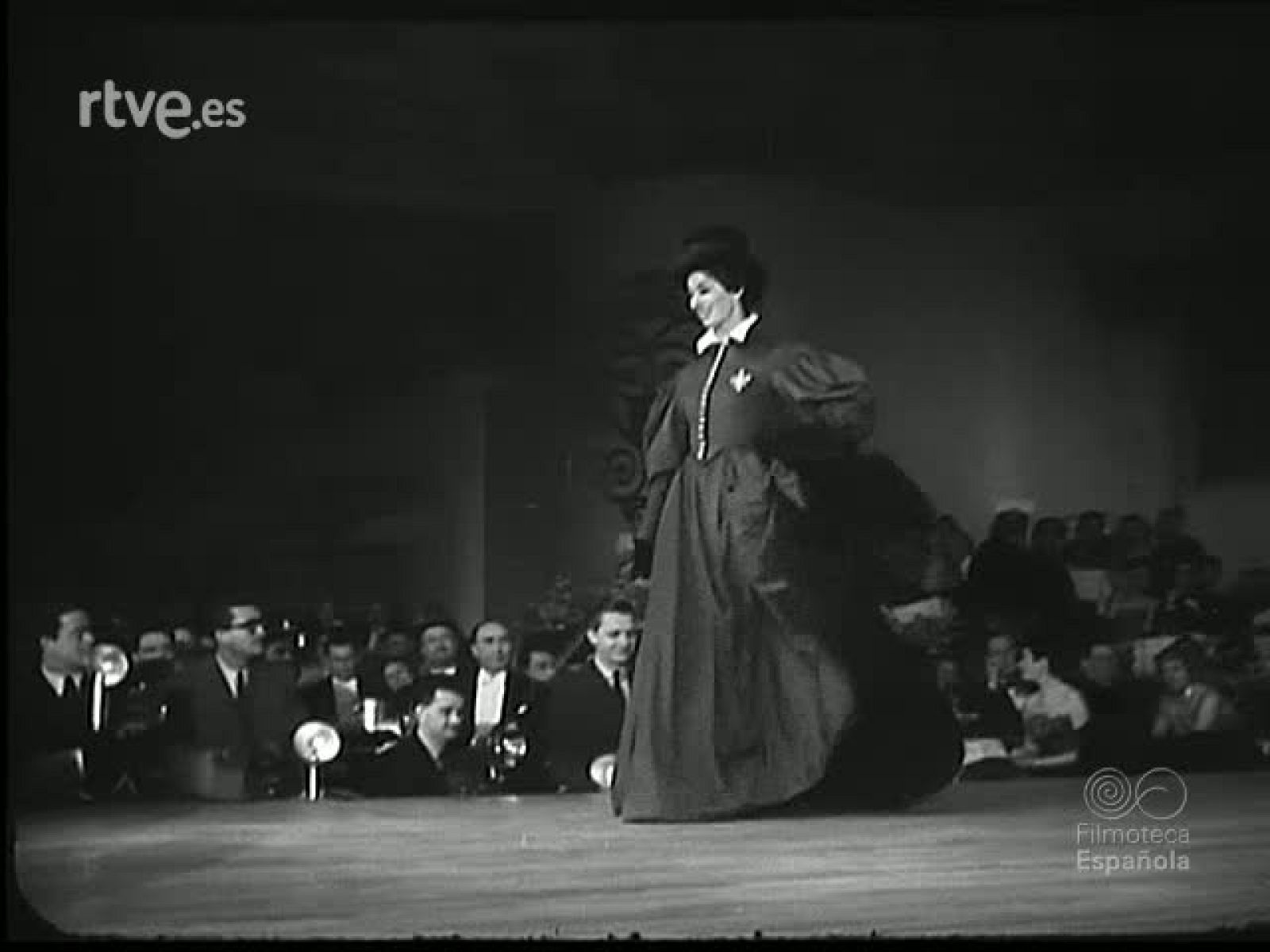 LA MODA Y LA PRIMAVERA - Revista Imágenes | Ver