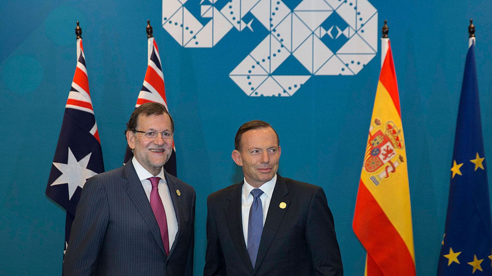 Telediario matinal fin de semana en cuatro minutos 15/11/2014