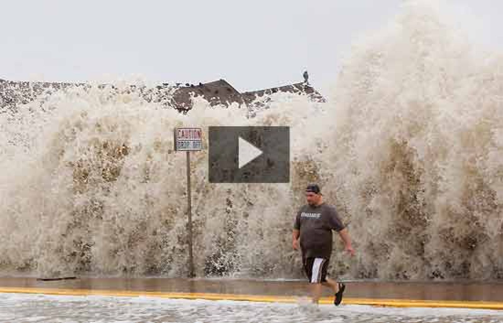 El huracán Ike a punto de llegar a Texas | Ver
