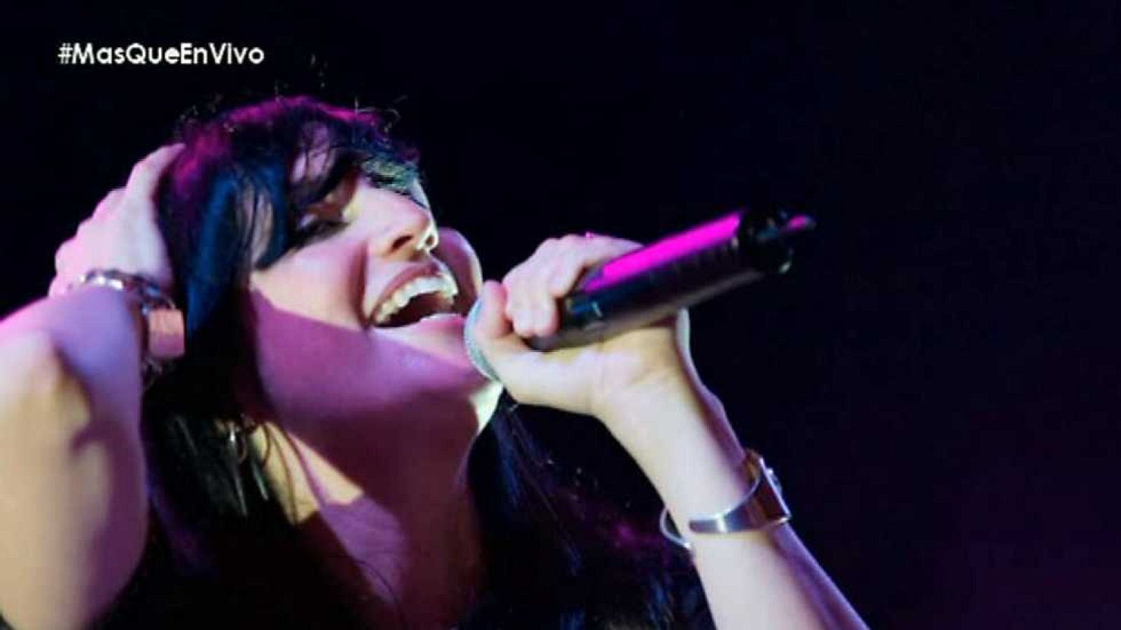 Más que en vivo - Con Efecto Mariposa - Ver ahora