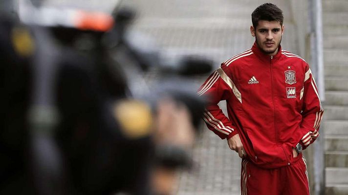 Telediario 1 - Morata suena fuerte para la transición de Del Bosque