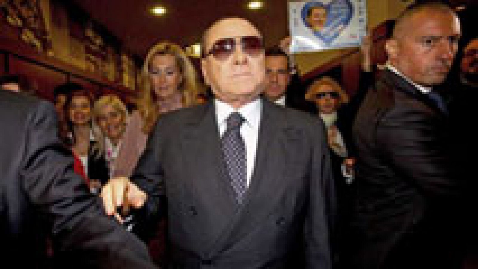 Telediario 1: Silvio Berlusconi sigue influyendo en la política italiana | RTVE Play