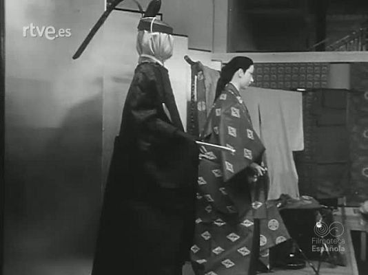 Revista Imágenes - EN LA EXPOSICION DE BRUSELAS