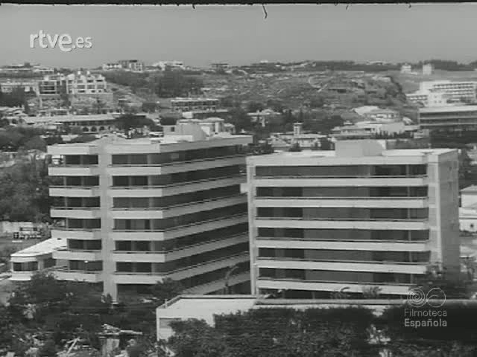 BELLEZAS 1964 - Revista Imágenes | Ver