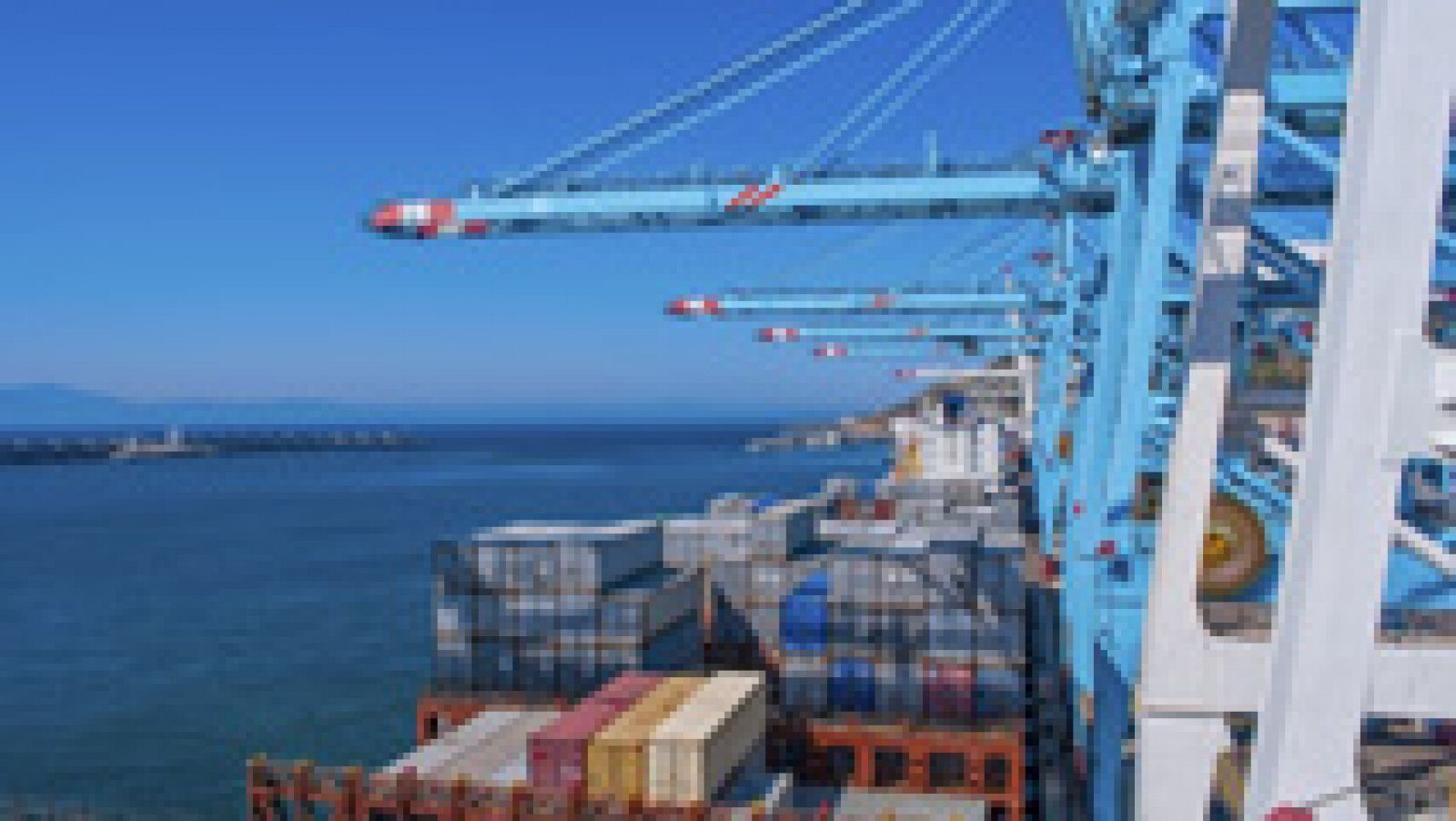 El déficit comercial se dispara un 71,3% en los nueve primeros meses de 2014 hasta 18.854,8 millones | Ver