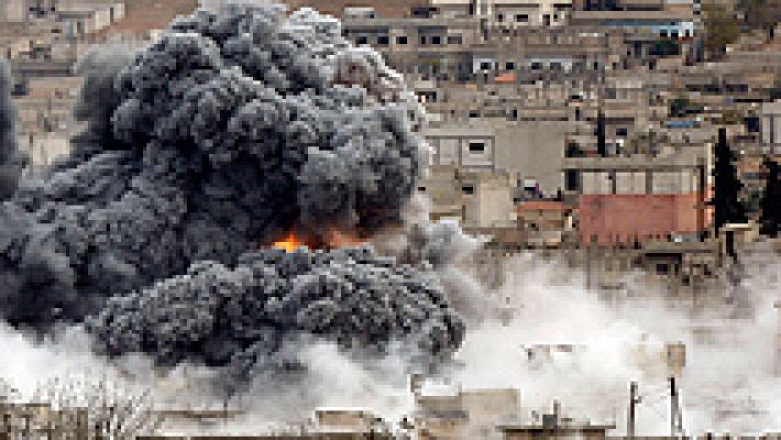 Telediario 1 - EE.UU. no descarta enviar tropas para luchar contra el Estad