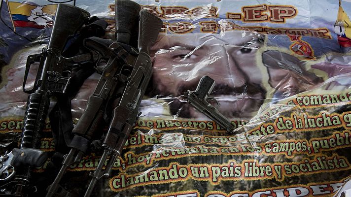 Telediario 1 - Las FARC insinúan que el general secuestrado se entregó y hablan de un boicot al proceso de paz