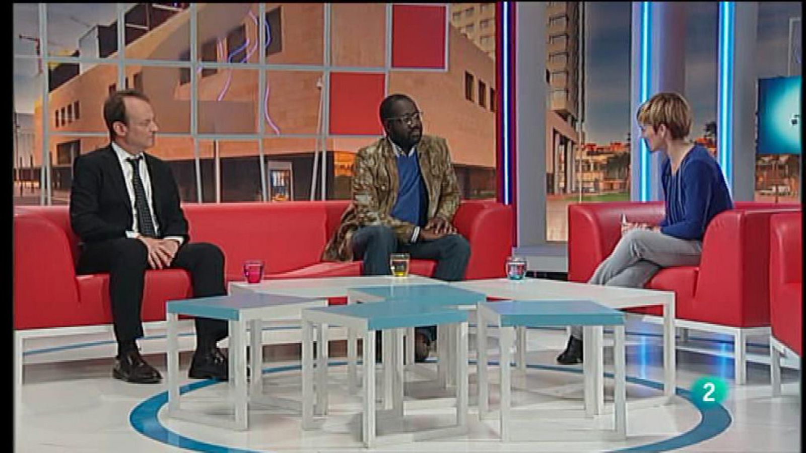 Para Todos La 2 - Debate: Jóvenes emigrantes muy preparados