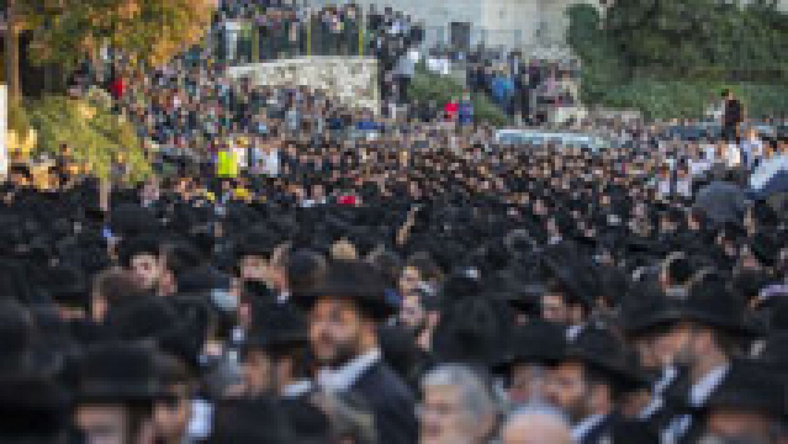 Telediario 2 en cuatro minutos - 18/11/14