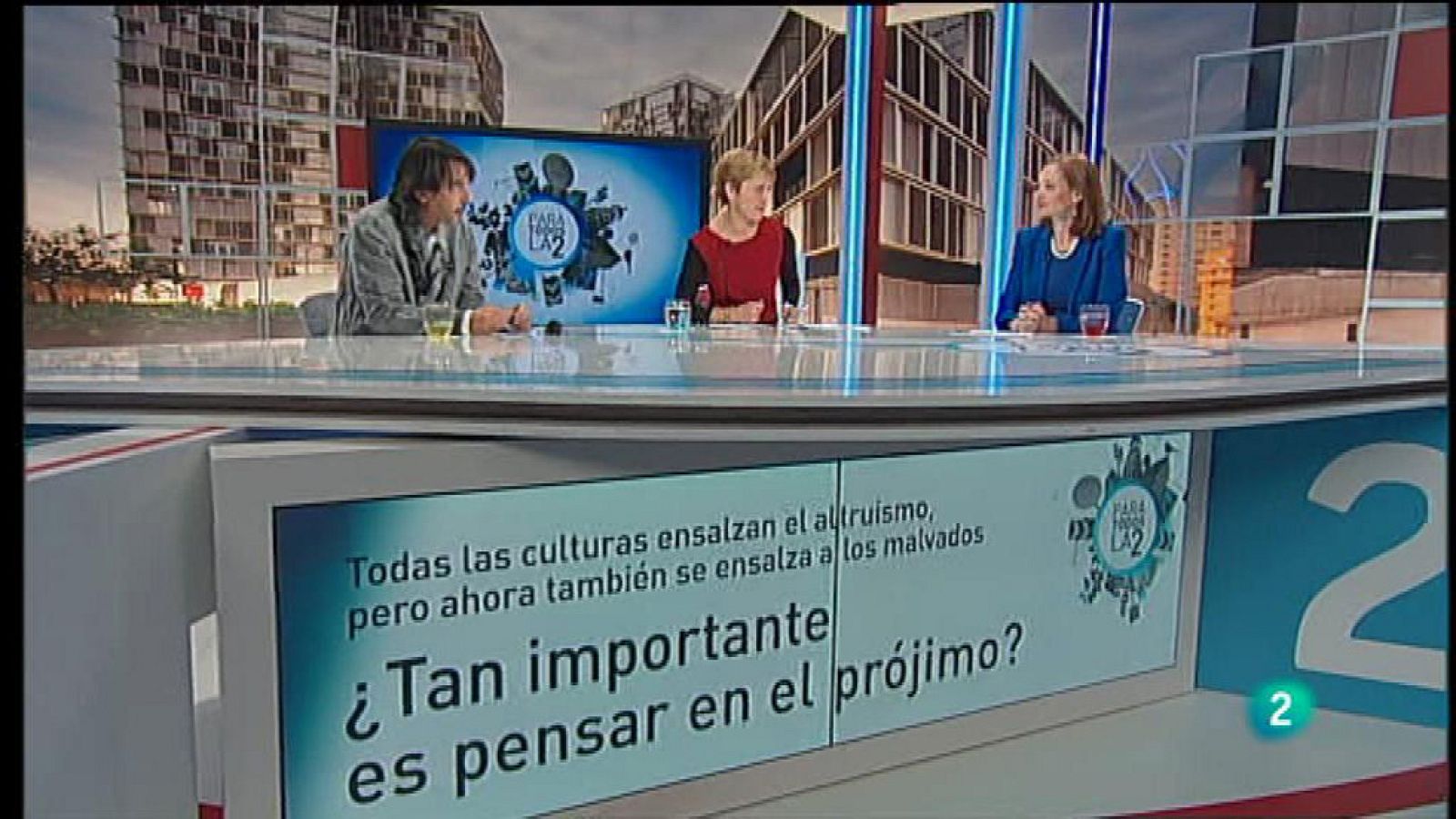 Para Todos La 2 - Debate:  ¿De verdad podemos ayudar a los demás?
