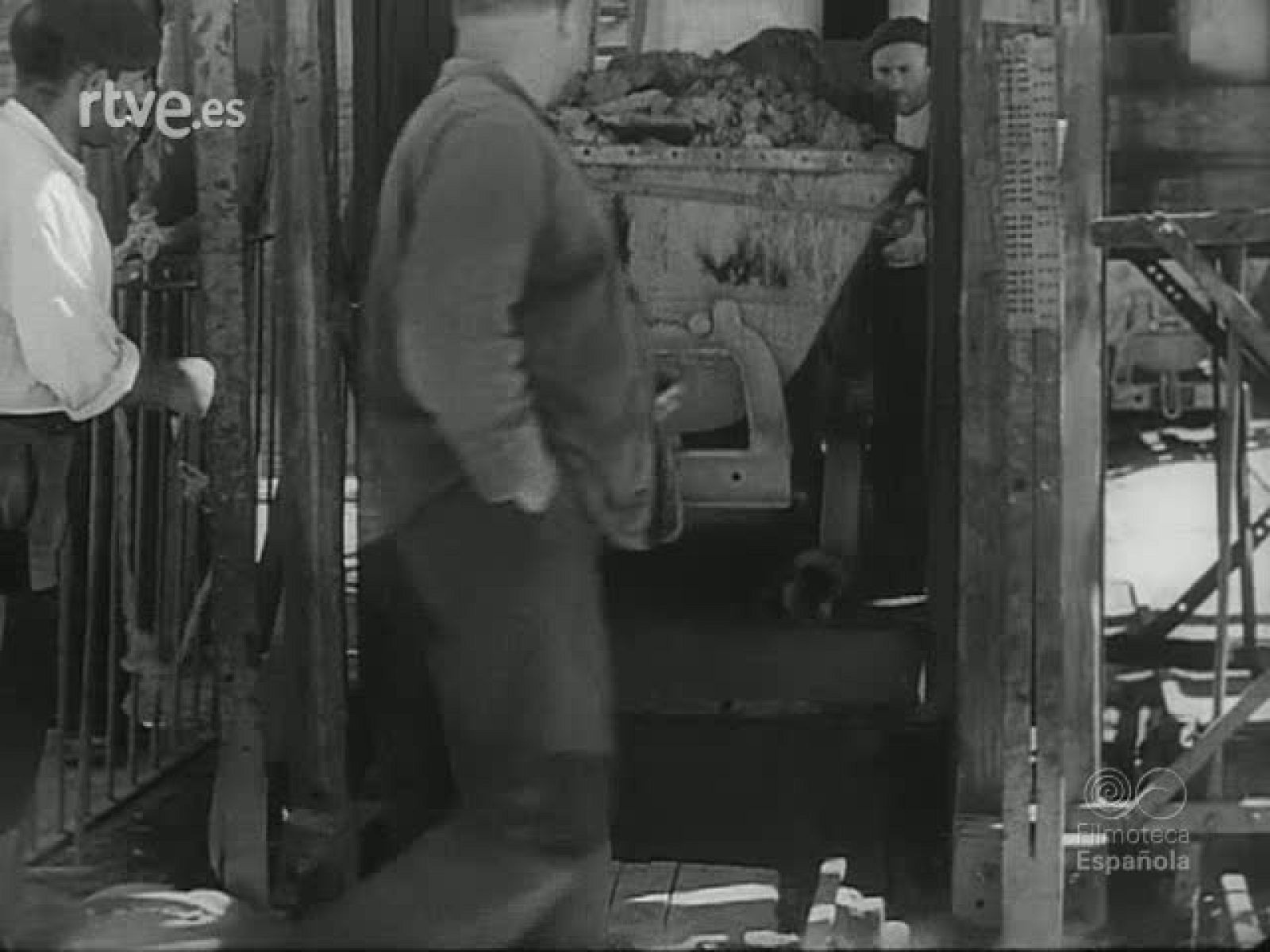 25  AÑOS DE PAZ  : INDUSTRIA - Revista Imágenes | Ver