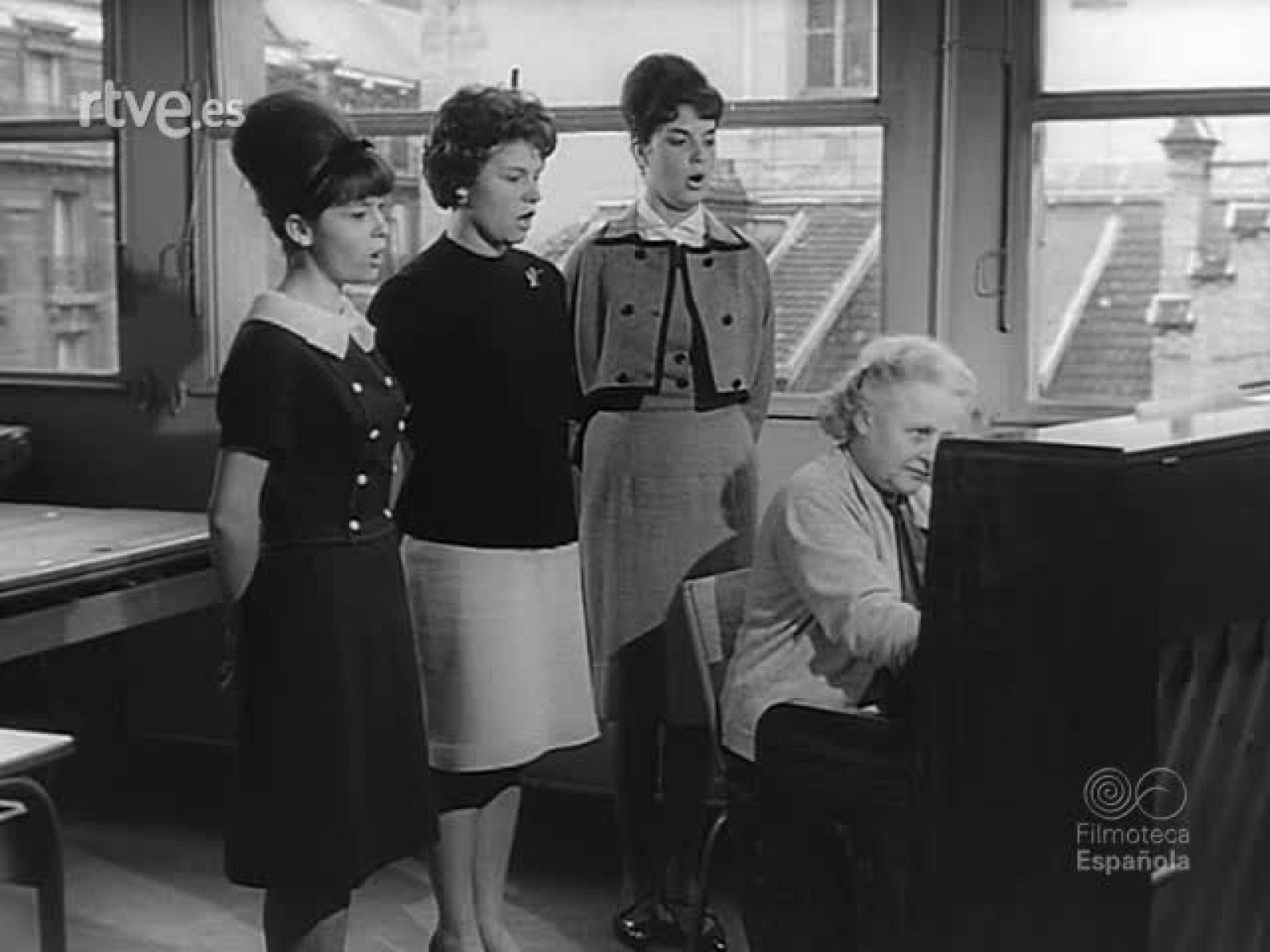 CUATRO GESTOS MUSICALES - Revista Imágenes | Ver