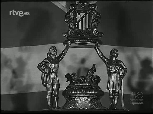 Revista Imágenes - EFEMERIDES DEPORTIVAS : BODAS DE ORO DE DOS CLUBS