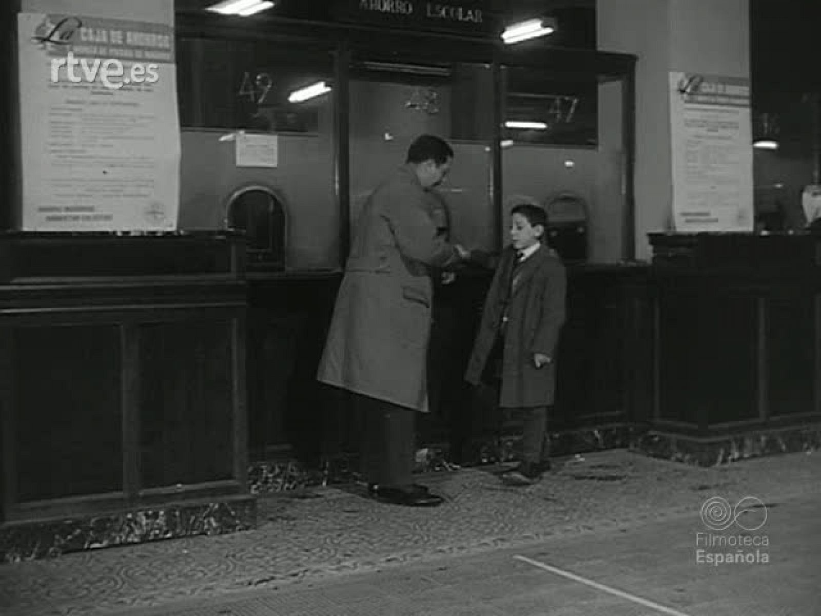 EL ARROYO SE HIZO RIO. LA OBRA DE LA CAJA DE AHORROS - Revista Imágenes | Ver