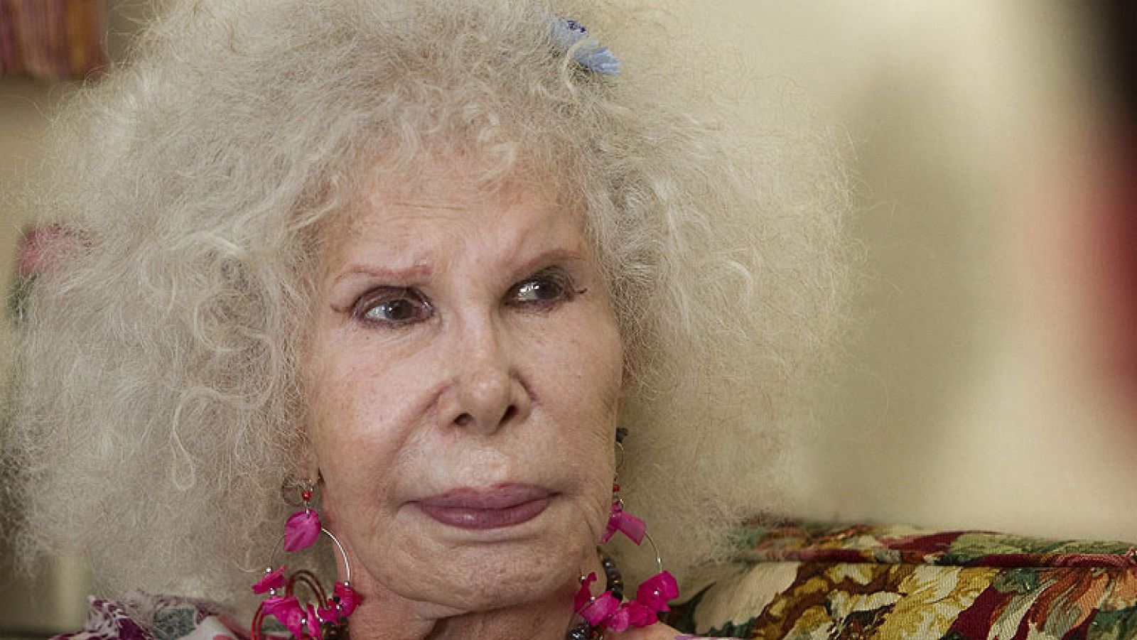 T con T: Cayetana, la duquesa que vivió como sintió | RTVE Play