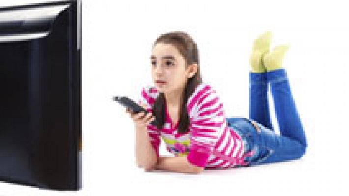 Telediario 1 - Proteger a los niños, también de la información sobre ellos en los medios