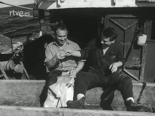 Revista Imágenes - UN VIAJE PESQUERO