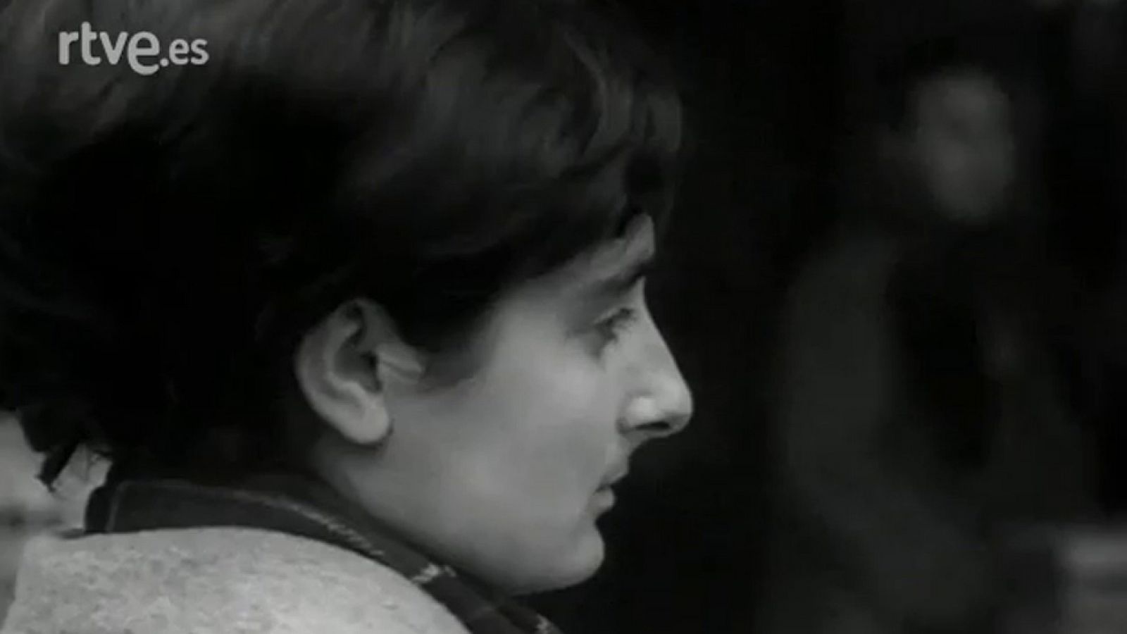 INRI :  CRISTO FUSILADO 3 - Revista Imágenes | Ver