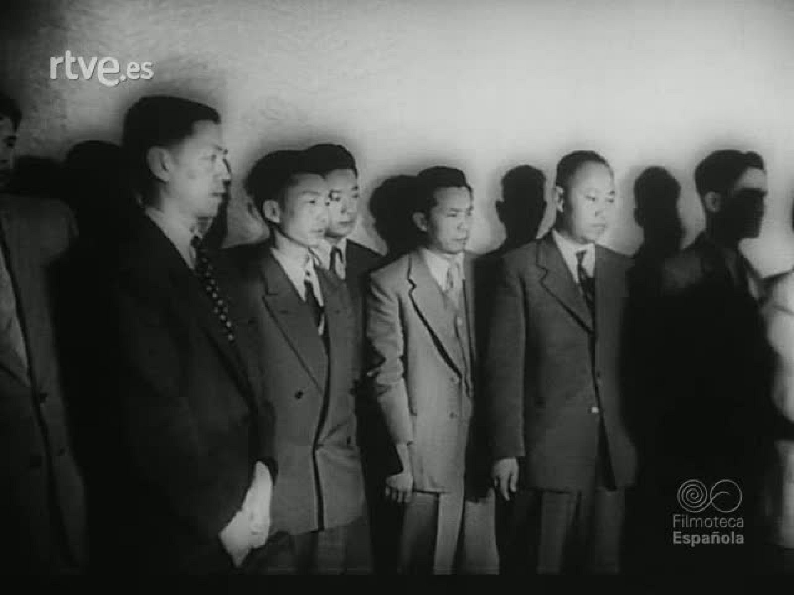 EL DRAMA DE VIETNAM - Revista Imágenes | Ver