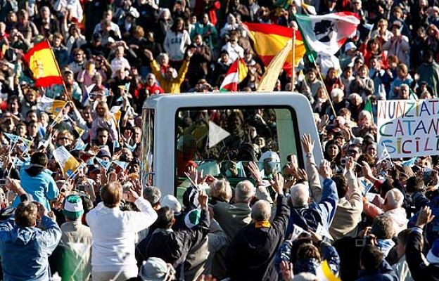  - El Papa visita Lourdes