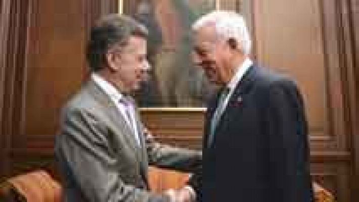 Primera visita oficial a Colombia del ministro Margallo