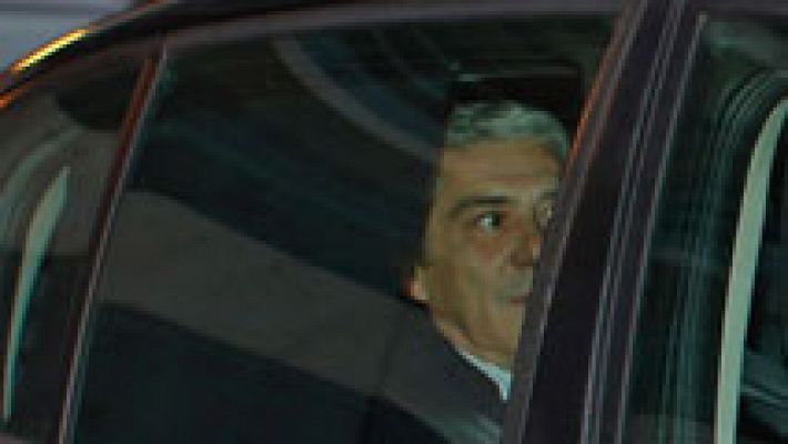 Telediario 1 - Sócrates está declarando por los presuntos delitos de fraude