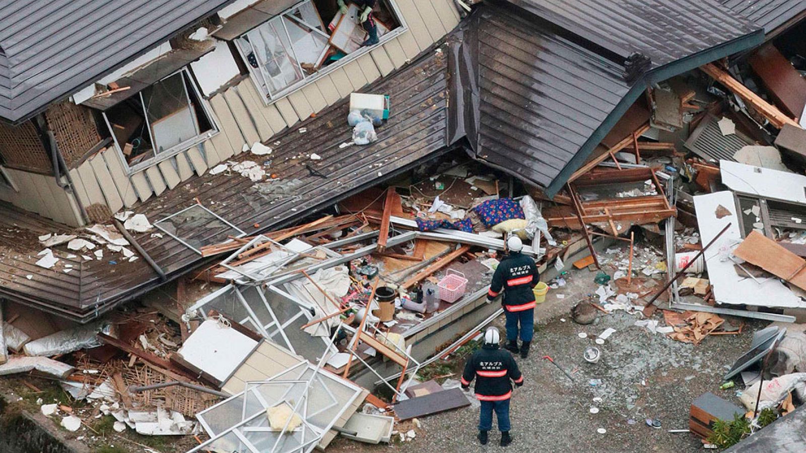 Dos terremotos sacuden Japón y China con unas horas de diferencia