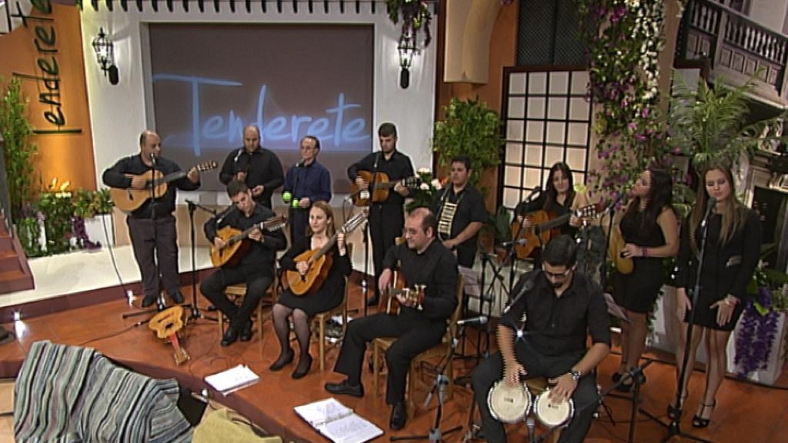 Tenderete - 23/11/14 con las parrandas "El Mejunje" y "Ahí va la cosa". - Tenderete | Ver