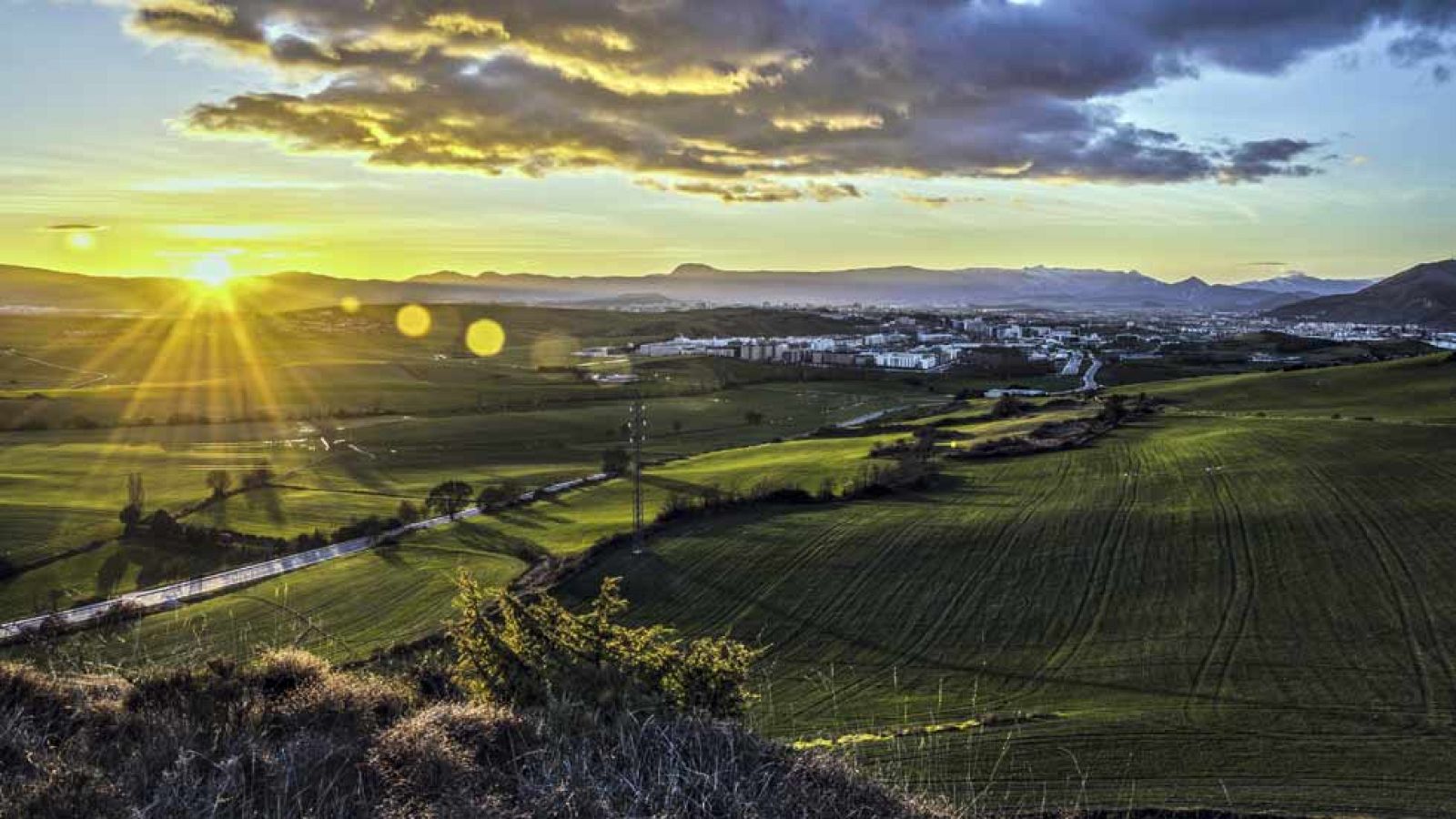 Cielos nubosos con precipitaciones en la mayor parte de la península