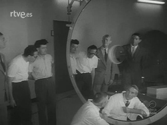 Revista Imágenes - HACIA LA LUNA