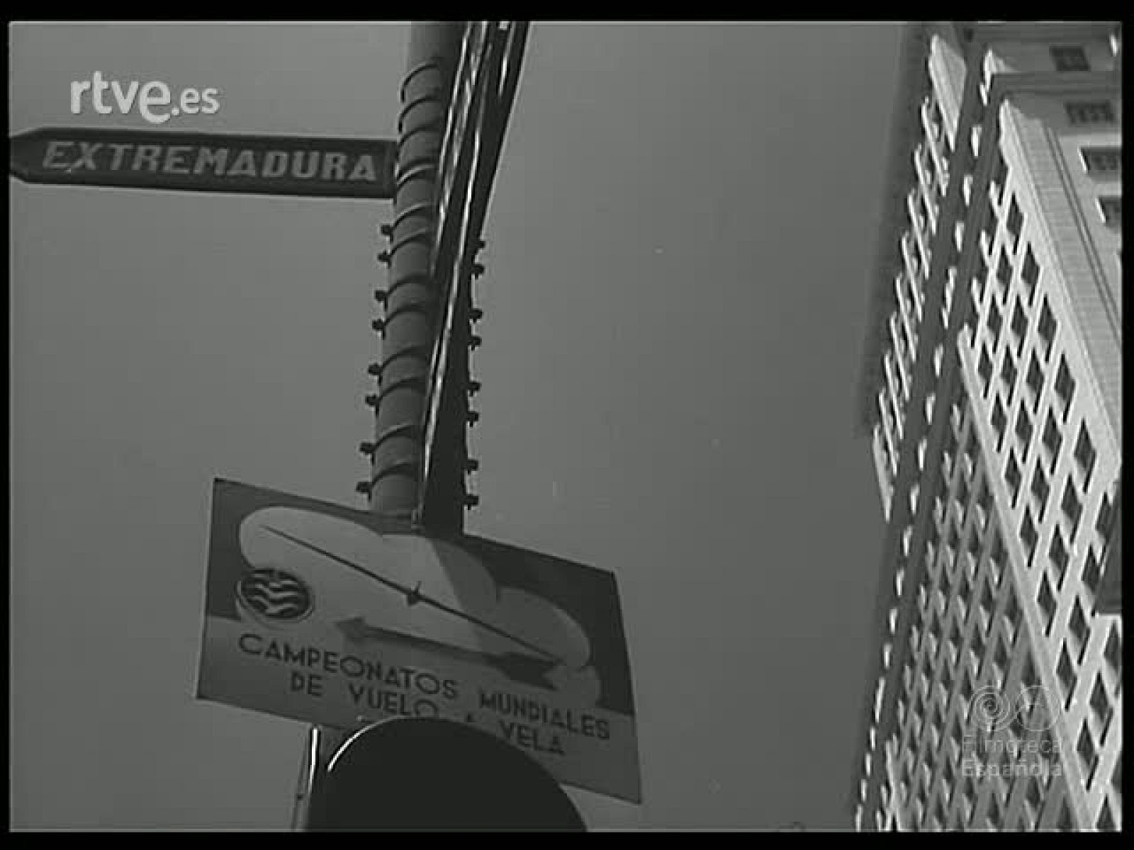 VUELO A VELA:  2 CAMPEONATO MUNDIAL - Revista Imágenes | Ver