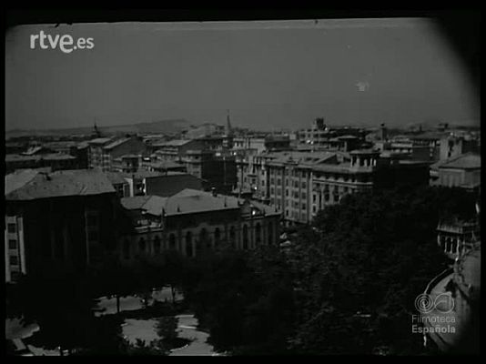 Revista Imágenes - DEL BULLICIO A LA DANZA