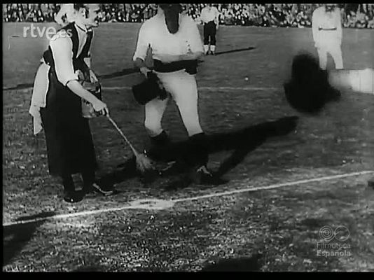 Revista Imágenes - NACE UN ESTADIO