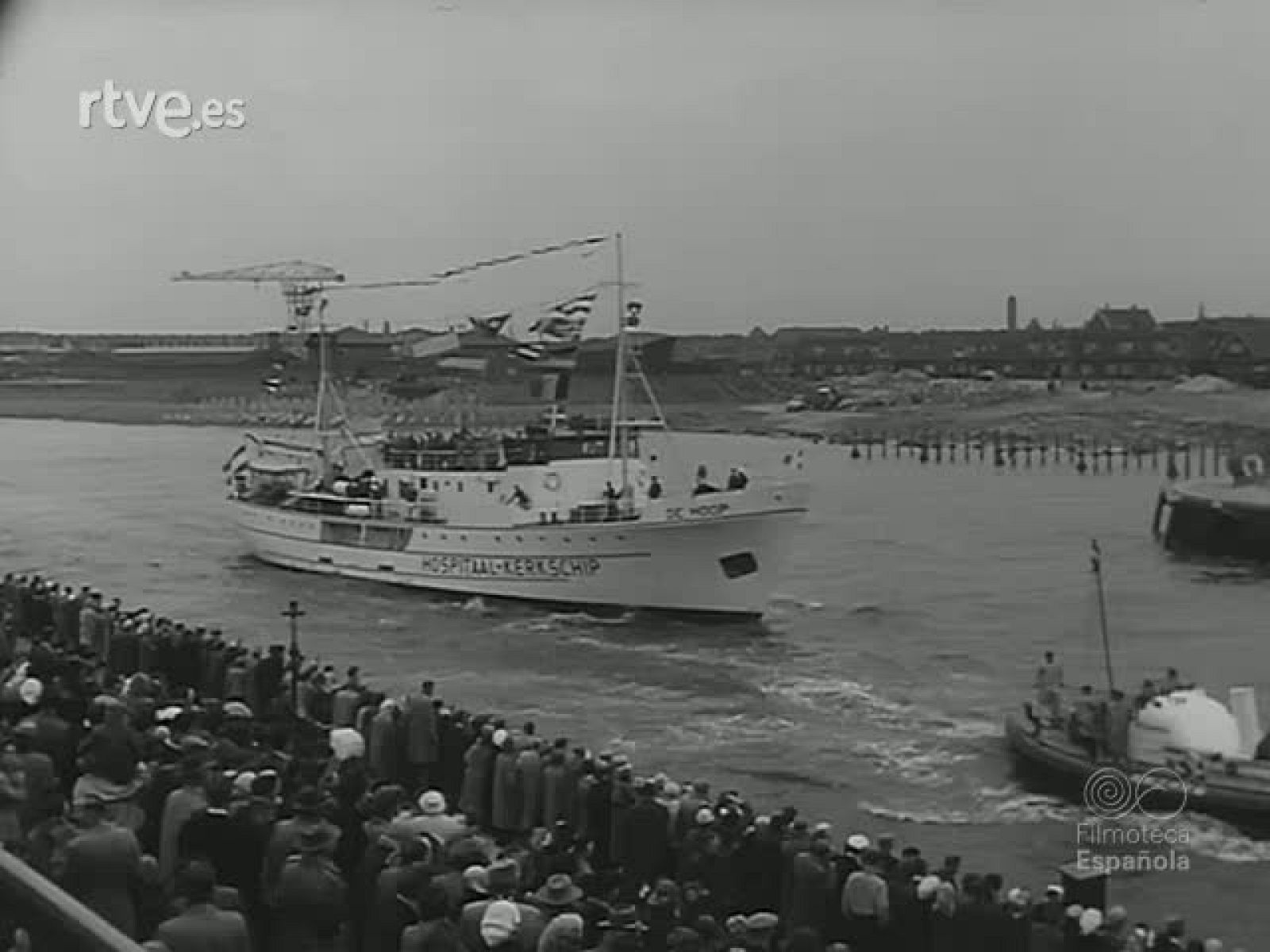 NAVES Y CAÑAS - Revista Imágenes | Ver