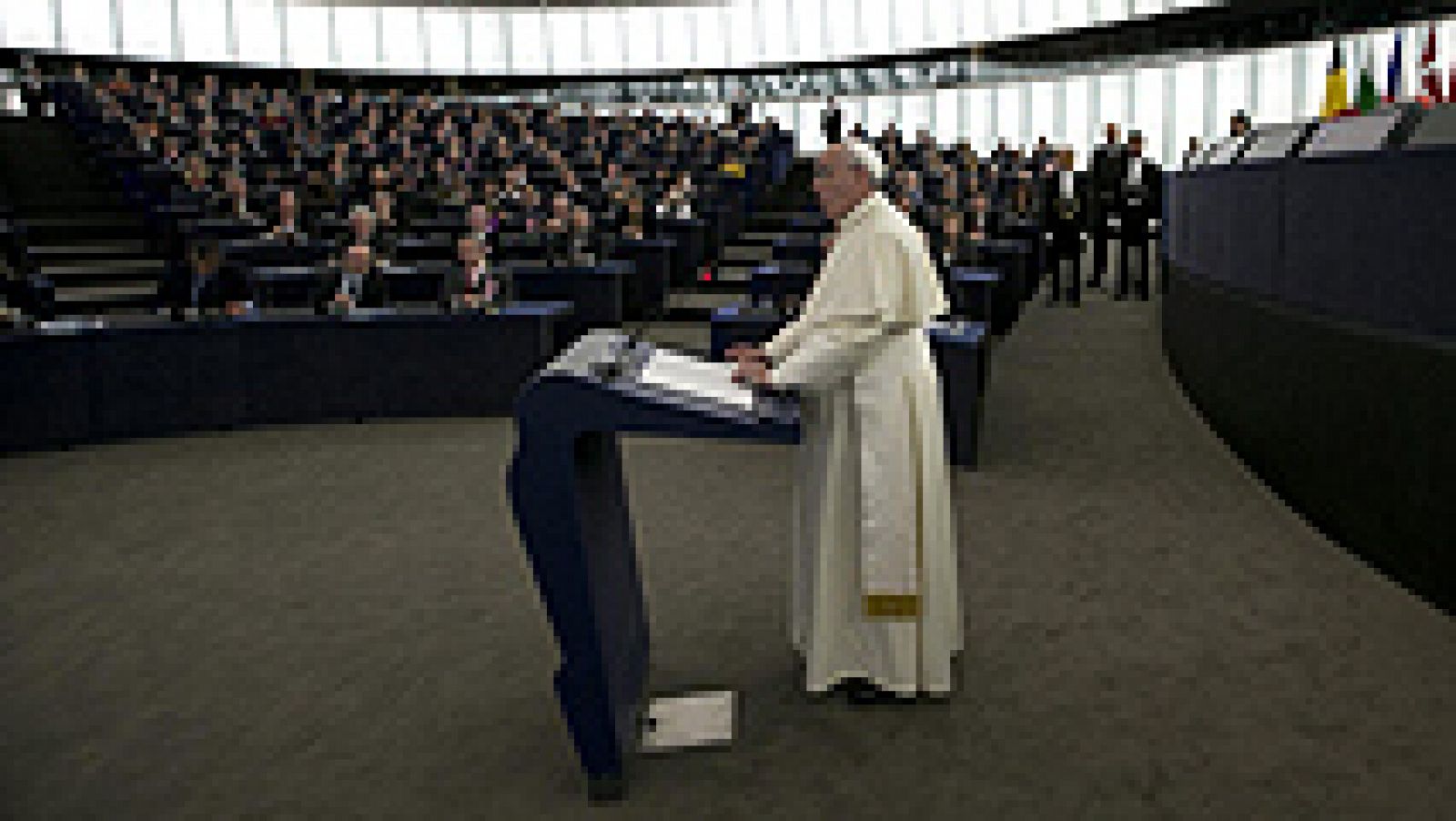 Telediario 1: El papa pide a Europa que abra los brazos a los inmigrantes | RTVE Play