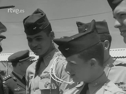 Revista Imágenes - ADIESTRAMIENTO MILITAR