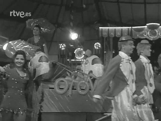 Revista Imágenes - CUADROS DEL CIRCO