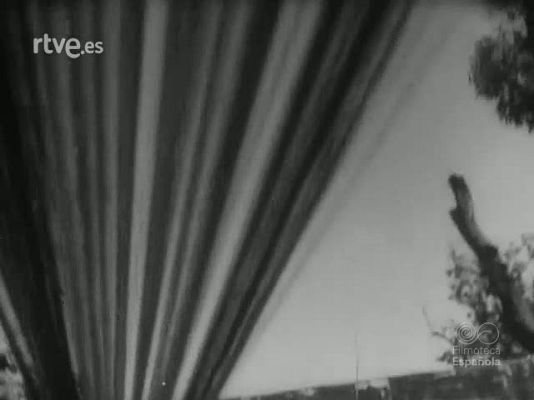 Revista Imágenes - VIAJE POR AFRICA Y ORIENTE